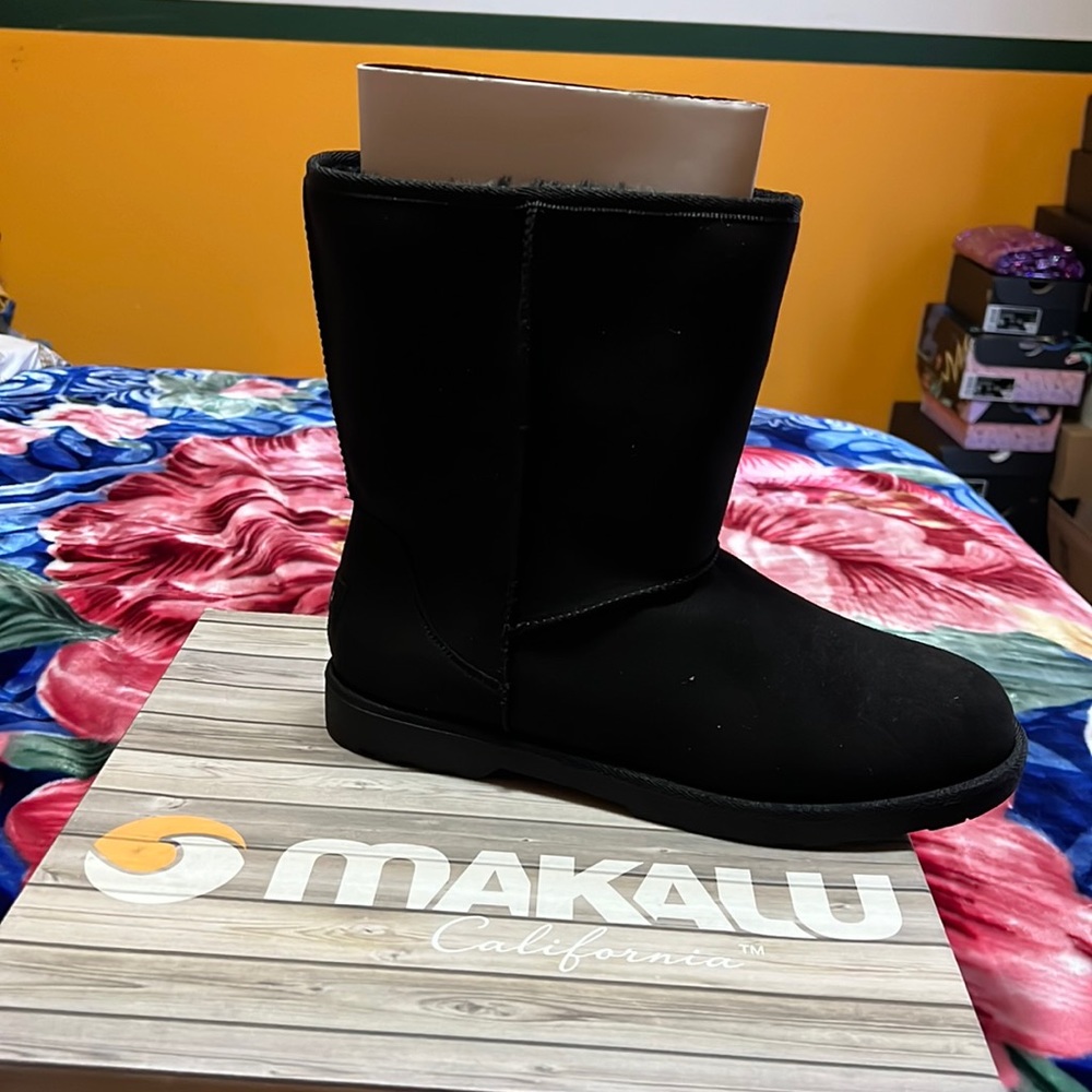 Makalu winter boot size 11
